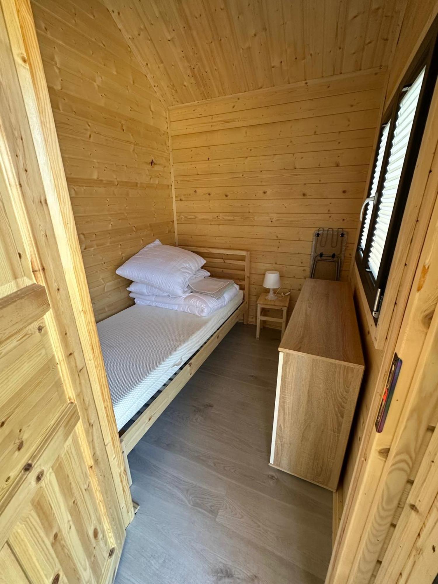 Osrodek Wczasowy Kuba Hotel Jaroslawiec Luaran gambar