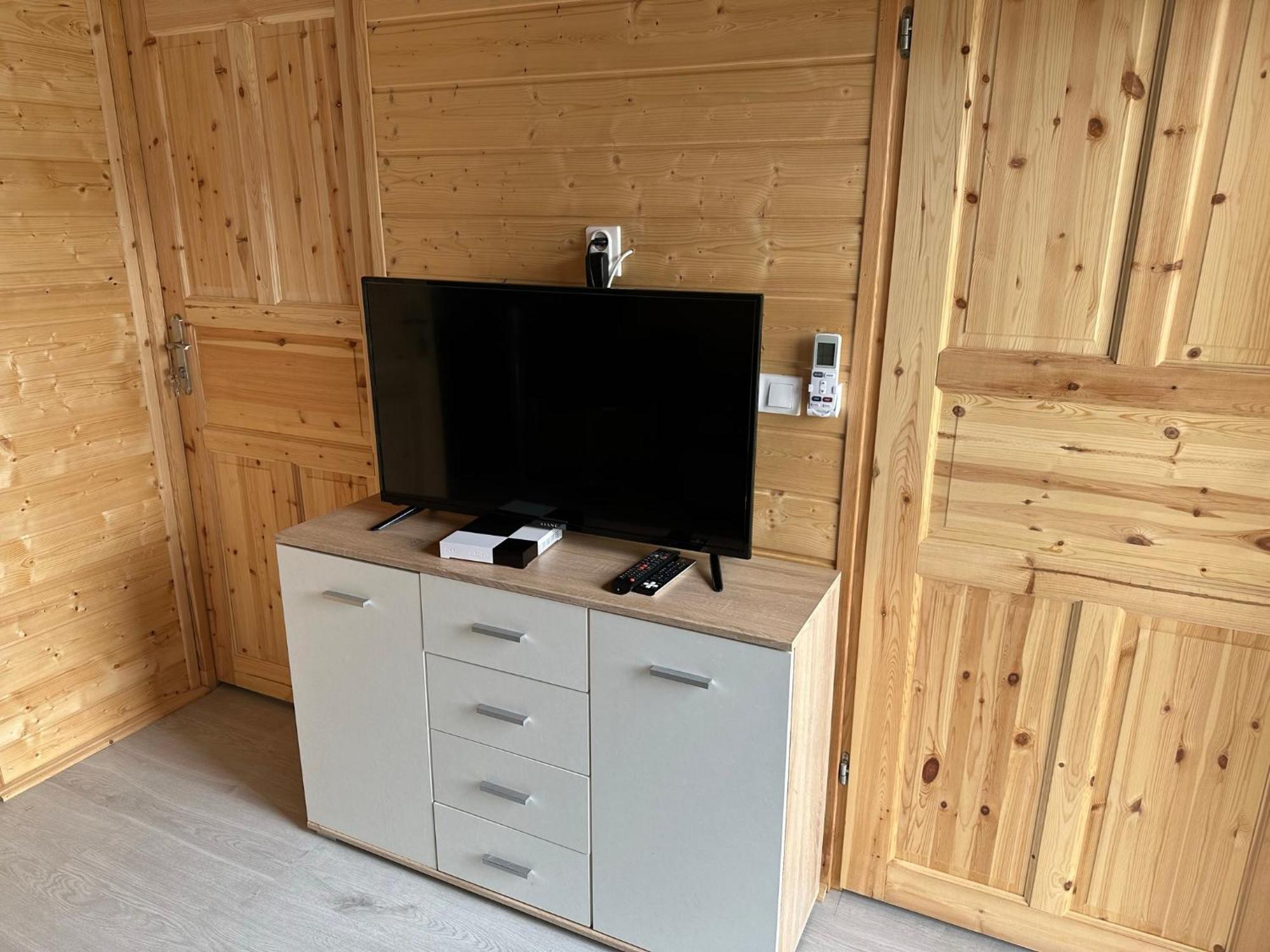 Osrodek Wczasowy Kuba Hotel Jaroslawiec Luaran gambar