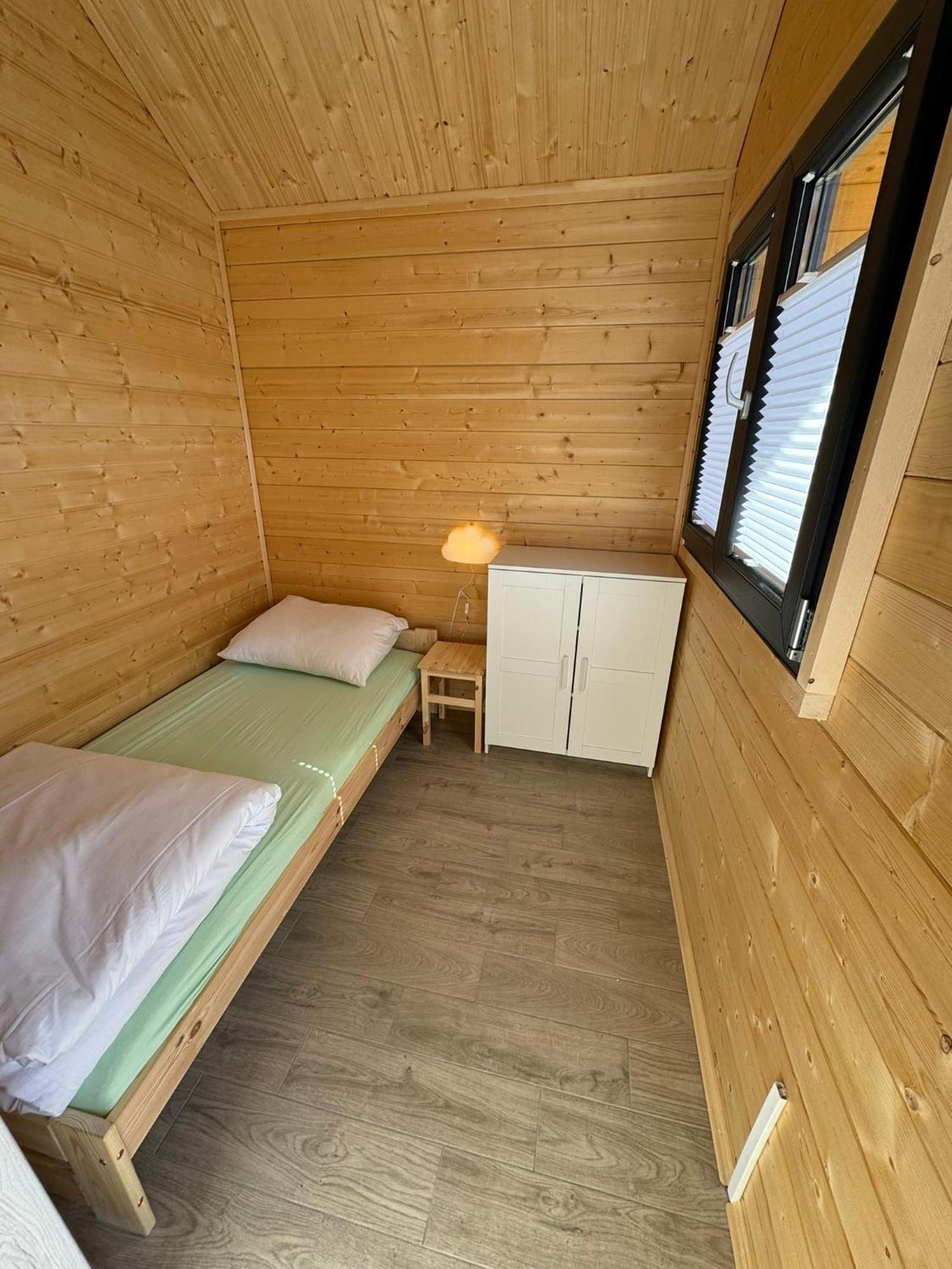 Osrodek Wczasowy Kuba Hotel Jaroslawiec Luaran gambar