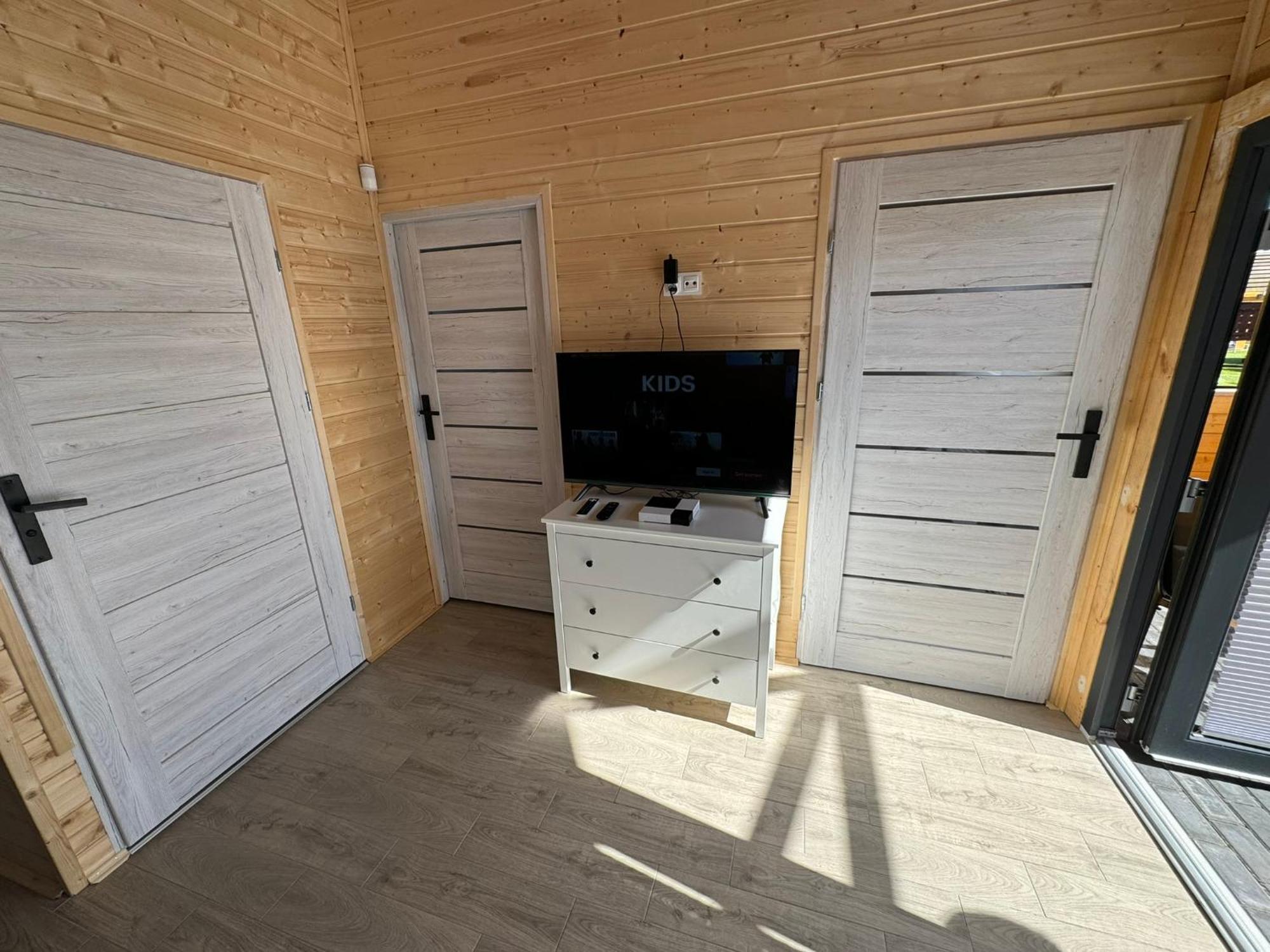 Osrodek Wczasowy Kuba Hotel Jaroslawiec Luaran gambar