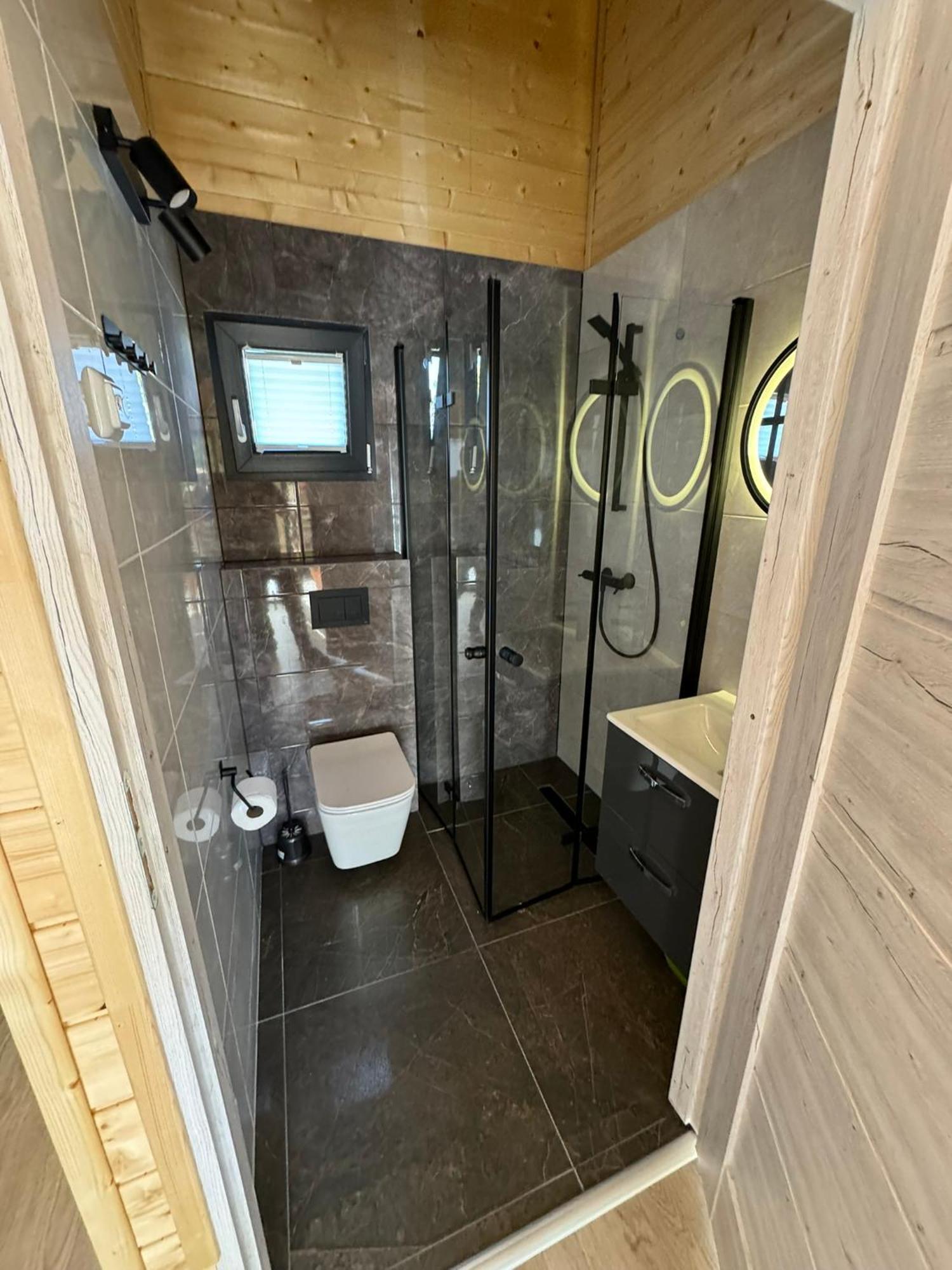 Osrodek Wczasowy Kuba Hotel Jaroslawiec Luaran gambar
